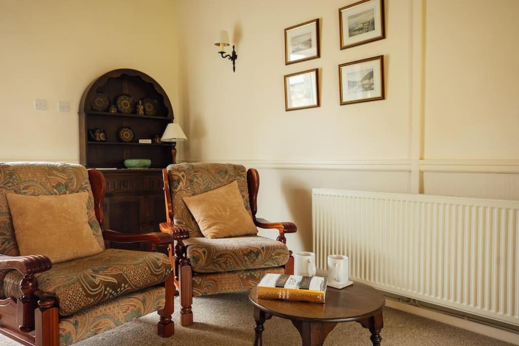 Barn Cottage - Family-Friendly Cottage With Heated Indoor Pool 하버포드웨스트 외부 사진